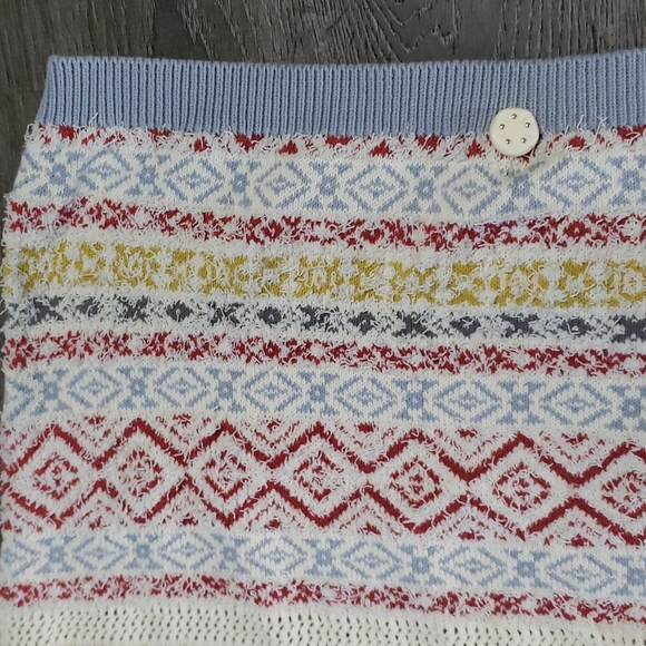 Cabi Love Carol XS/S Boho Fringe Siesta Knit Tassel Fringe Poncho Sweater - Picture 10 of 13